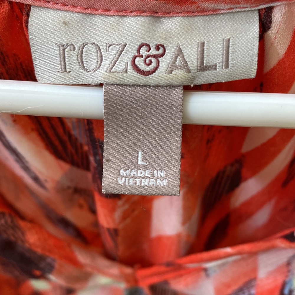 Roz & Ali flowy tank blouse - Picture 2 of 6